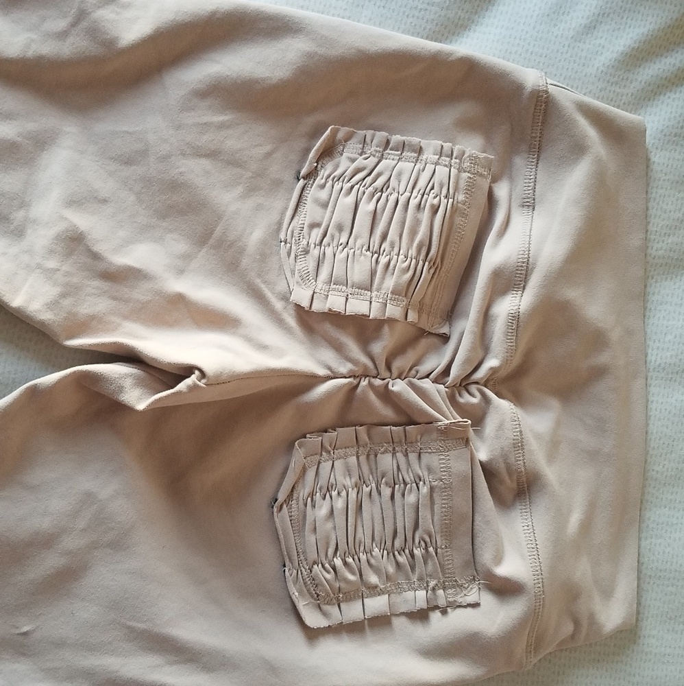 SOLD! Scrunch booty ABS2B Fitness legging